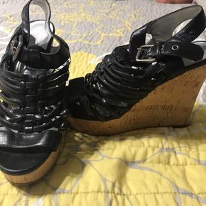 Guess black wedges